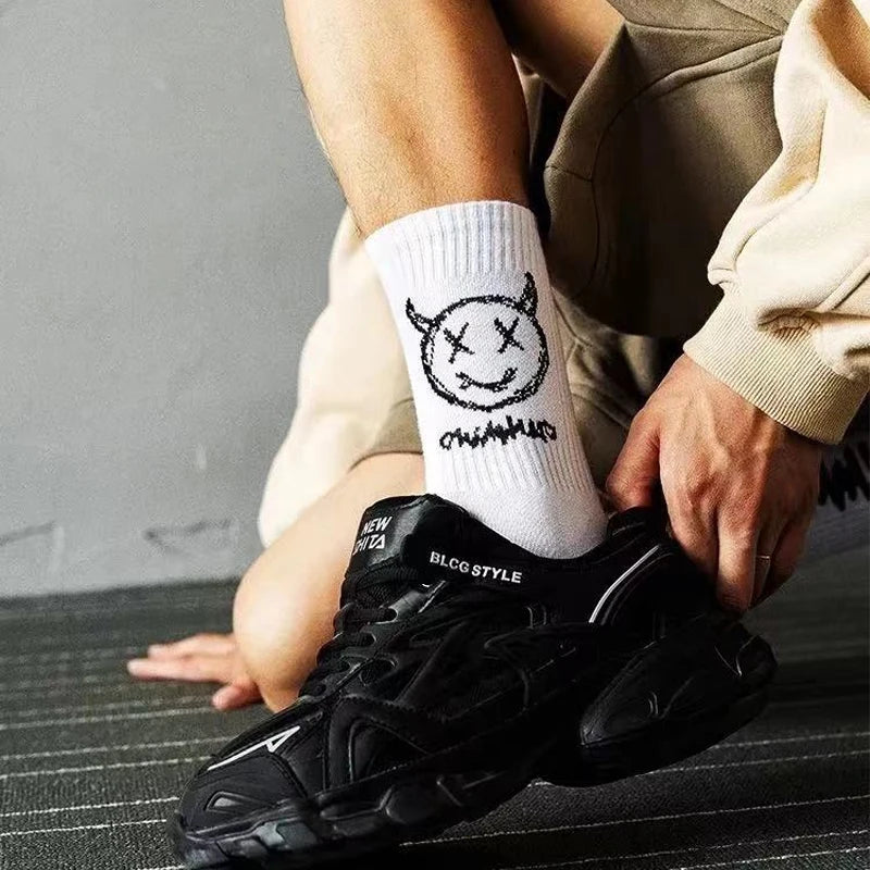 Men Women Socks Cotton Simplicity Anime Devil Grimace Harajuku Black White Graffiti Fashion Long Funny Hip Hop Sox Unisex medias