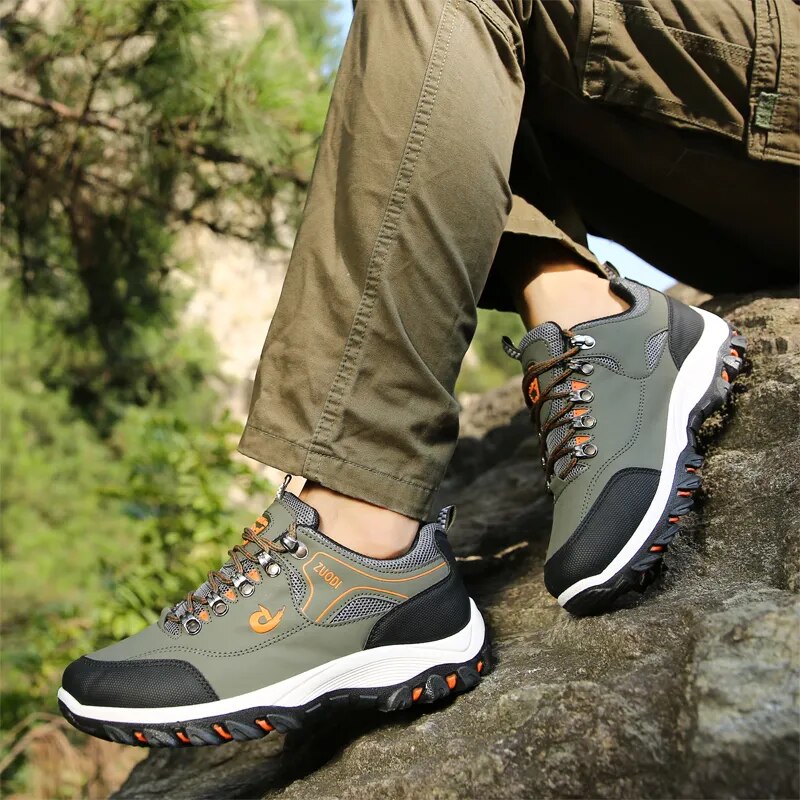 Brand Men Shoes Summer Breathable Sneakers Luxury Outdoor Lightweight Men's Moccasins Trekking Shoes for Men with Free Shipping