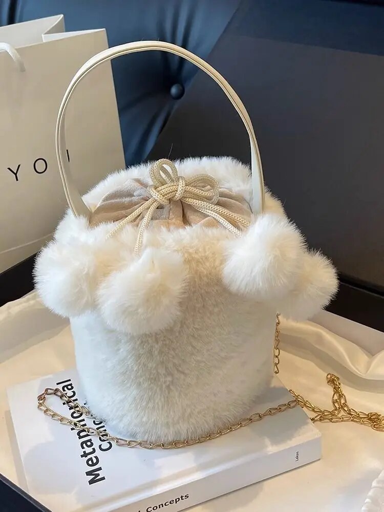 Artificial Fur Solid Color Handbag 2023 Winter New Soft Plush Women's Designer High Capacity Handbag Shoulder Wallet Bucket Bag