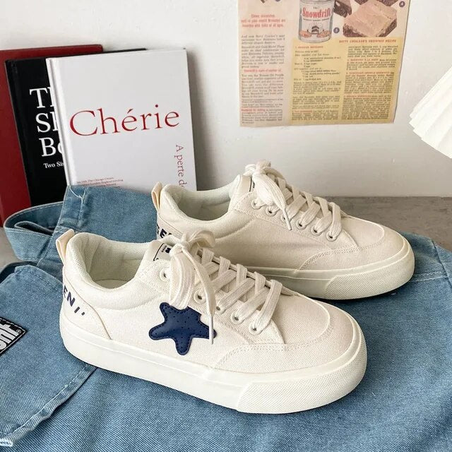 Women's Sneakers Fashion 2023 Fall New Pattern Lace Up Platform Vulcanized Shoes Brand Design Casual Couples Street Canvas Shoes