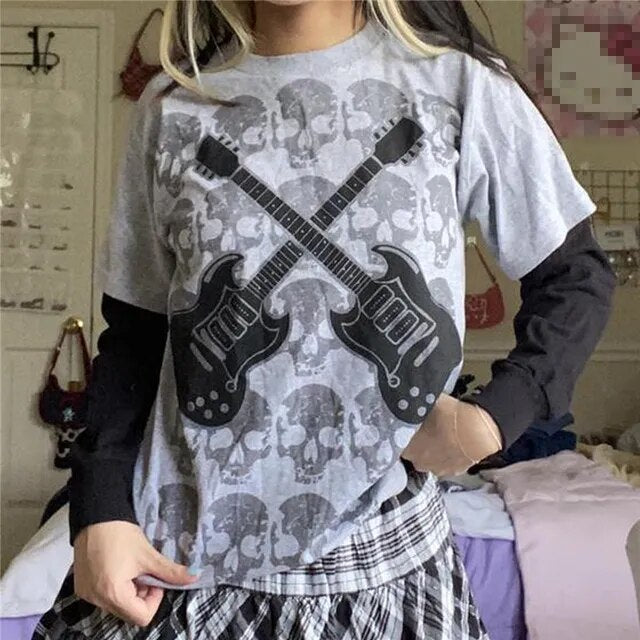 Xingqing 2000s Aesthetic T Shirt Graphic Cross Wings Print Long Sleeve Tops y2k Women Clothes Fairycore Grunge Tee Streetwear