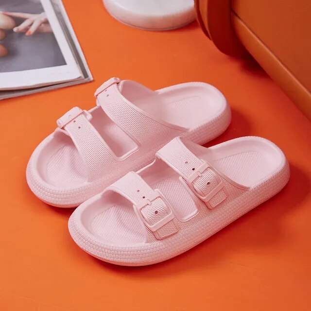 Thick Platform Cloud Slippers Women Fashion Buckle Soft Sole Pillow Slides Sandals Woman 2023 Summer Beach Non-Slip Flip Flops